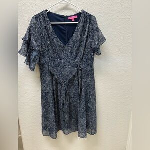 Betsy Johnson V neck dress